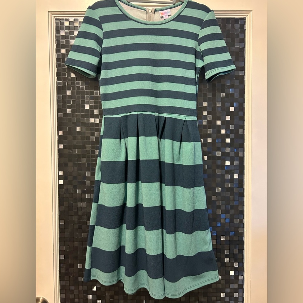 LuLaRoe Amelia Dress